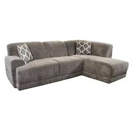 Contemporary Sectional Sofa with Right Facing Chaise